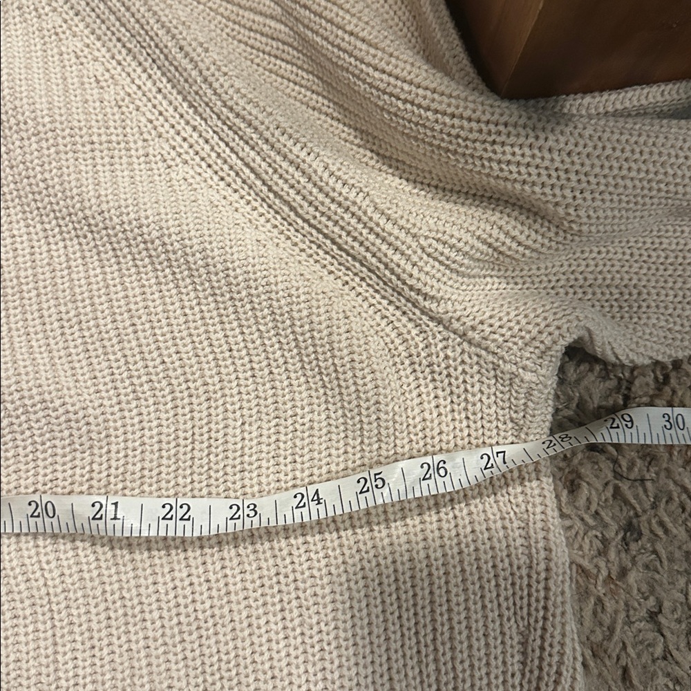 Sweater - Picture 3 of 6
